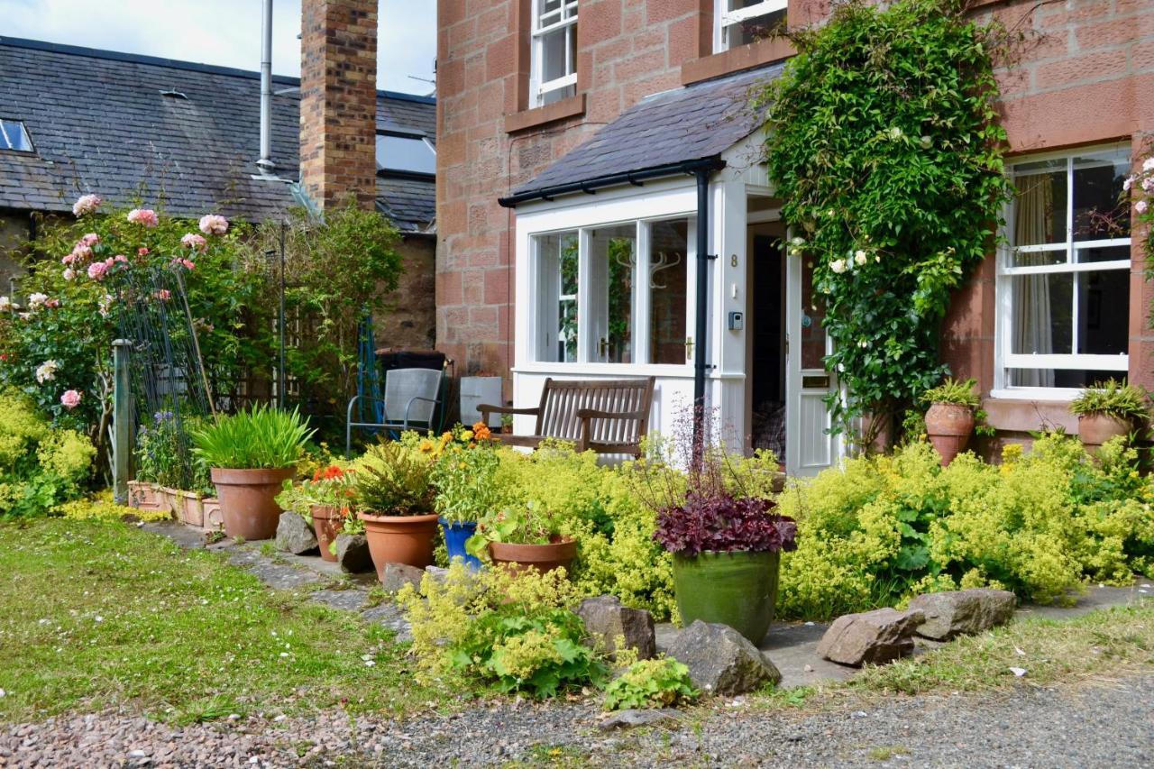 Camlann Apartment Alyth Exterior photo